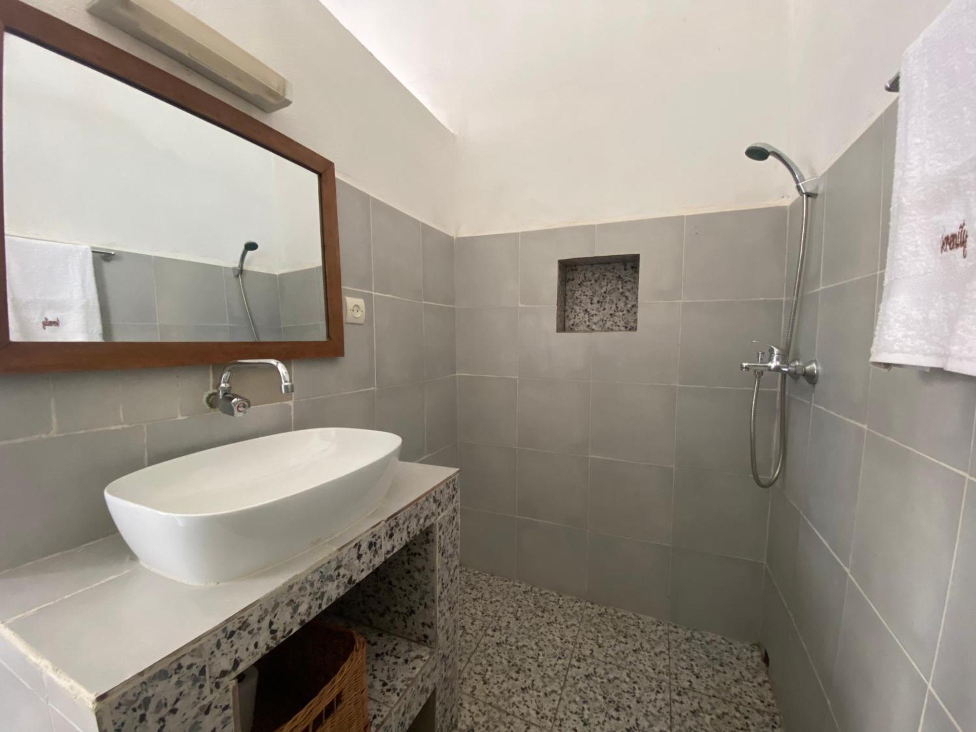 M'Serenity Guest House Антананариву Экстерьер фото