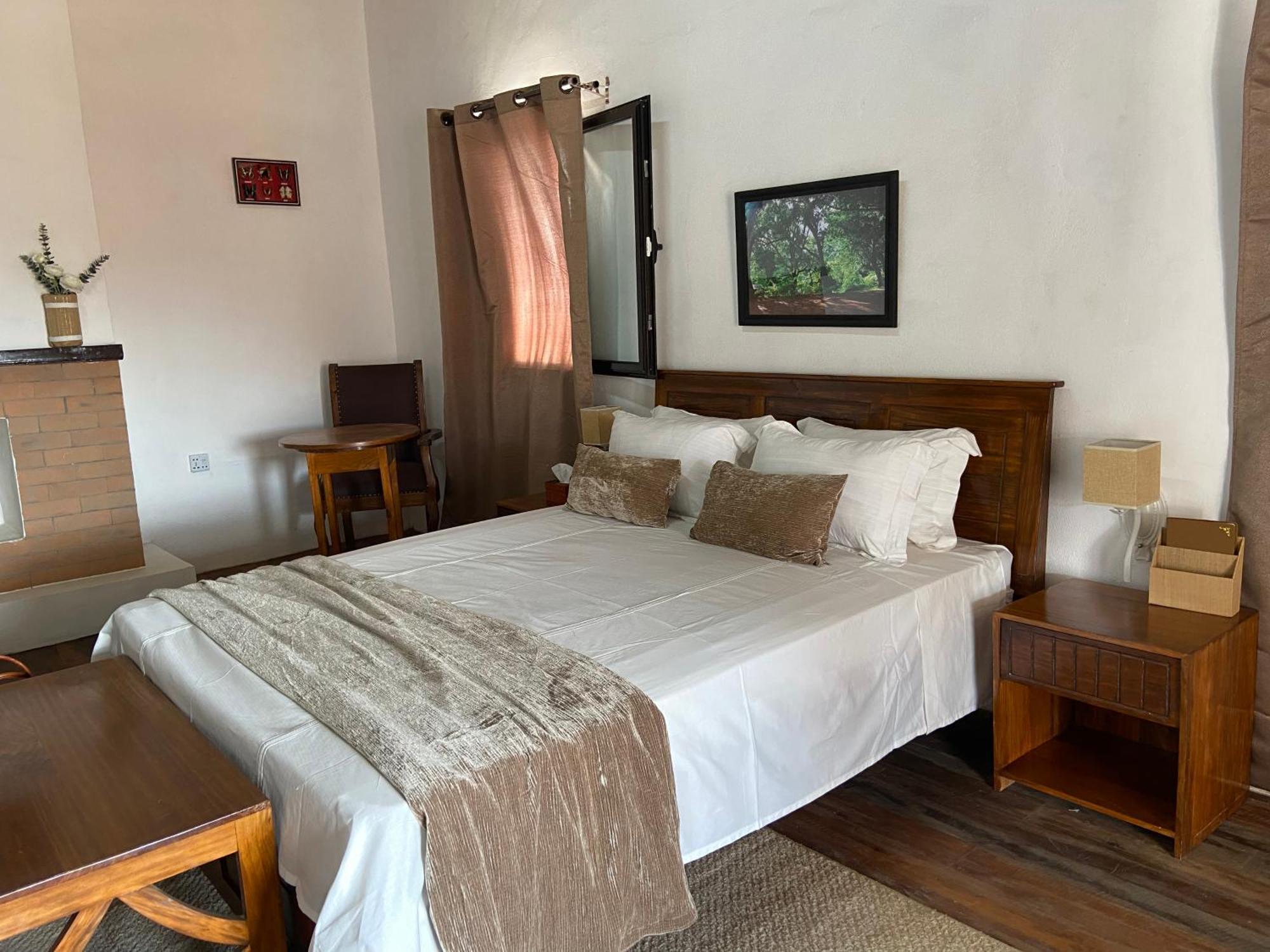 M'Serenity Guest House Антананариву Экстерьер фото