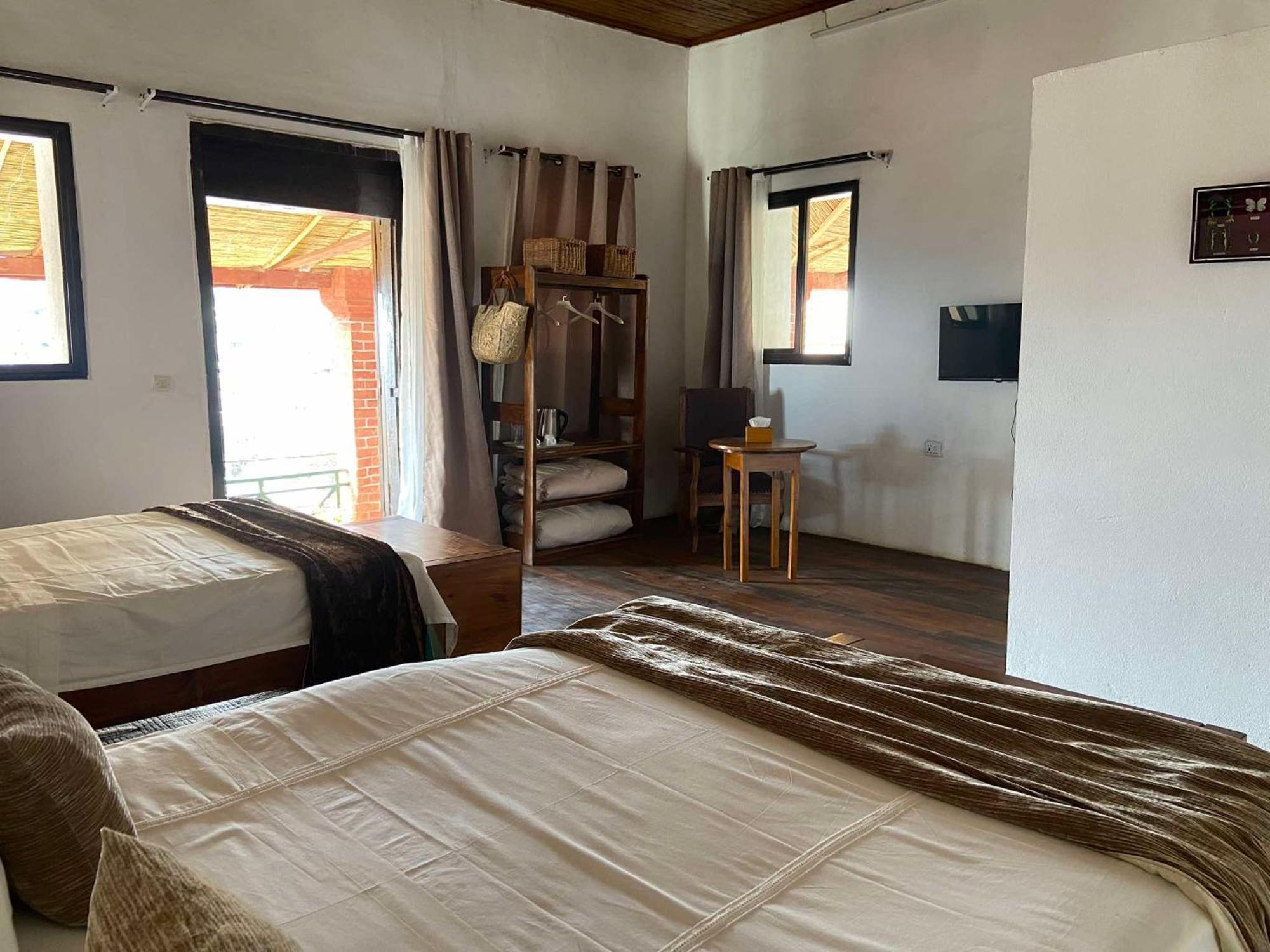 M'Serenity Guest House Антананариву Экстерьер фото
